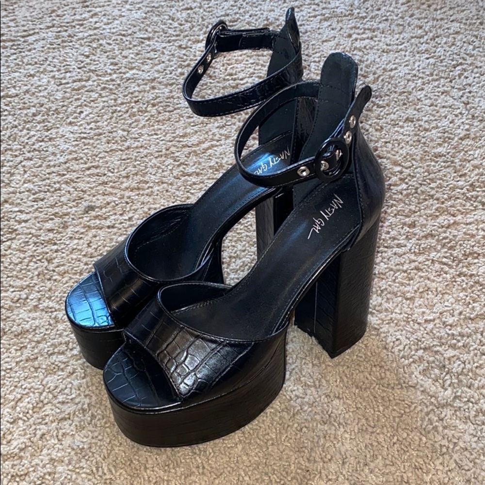 Brand New Nasty Gal Platform Heels🦋🖤